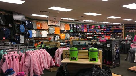 Hibbett sports mcminnville tennessee. Things To Know About Hibbett sports mcminnville tennessee. 